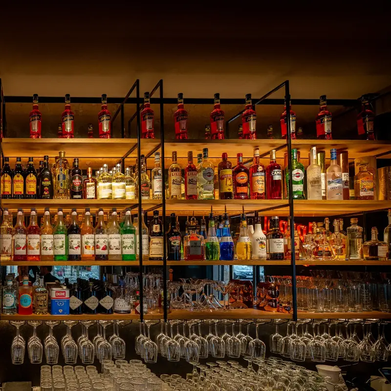 Calice Zwickau – Ambiente der Vineria am Hauptmarkt